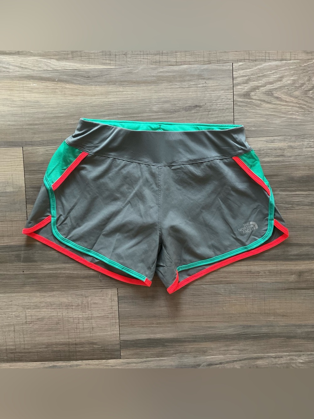 The North Face FlashDry Running Shorts Gray Green Coral Women’s Small